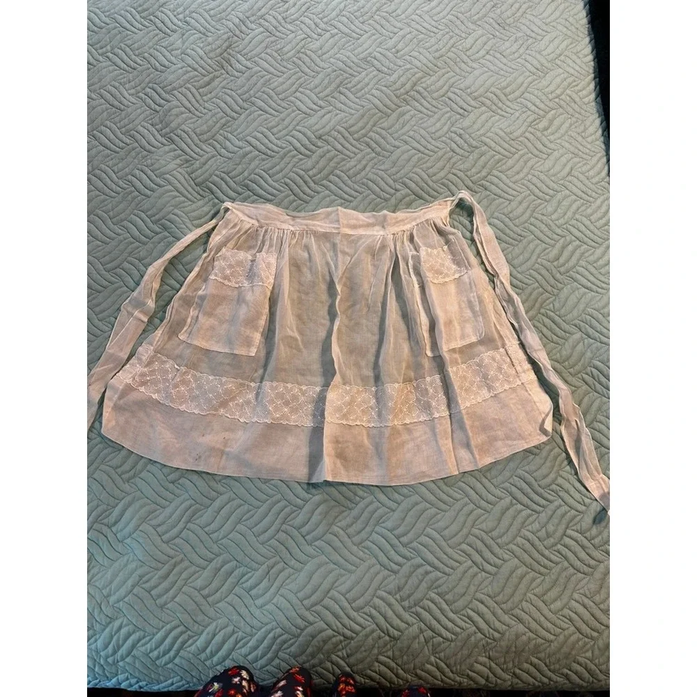 Vintage White Sheer Half Apron Lace Trim Dual Pockets Retro Kitchen Costume